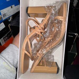 Source Unknown Tan Strappy Heels